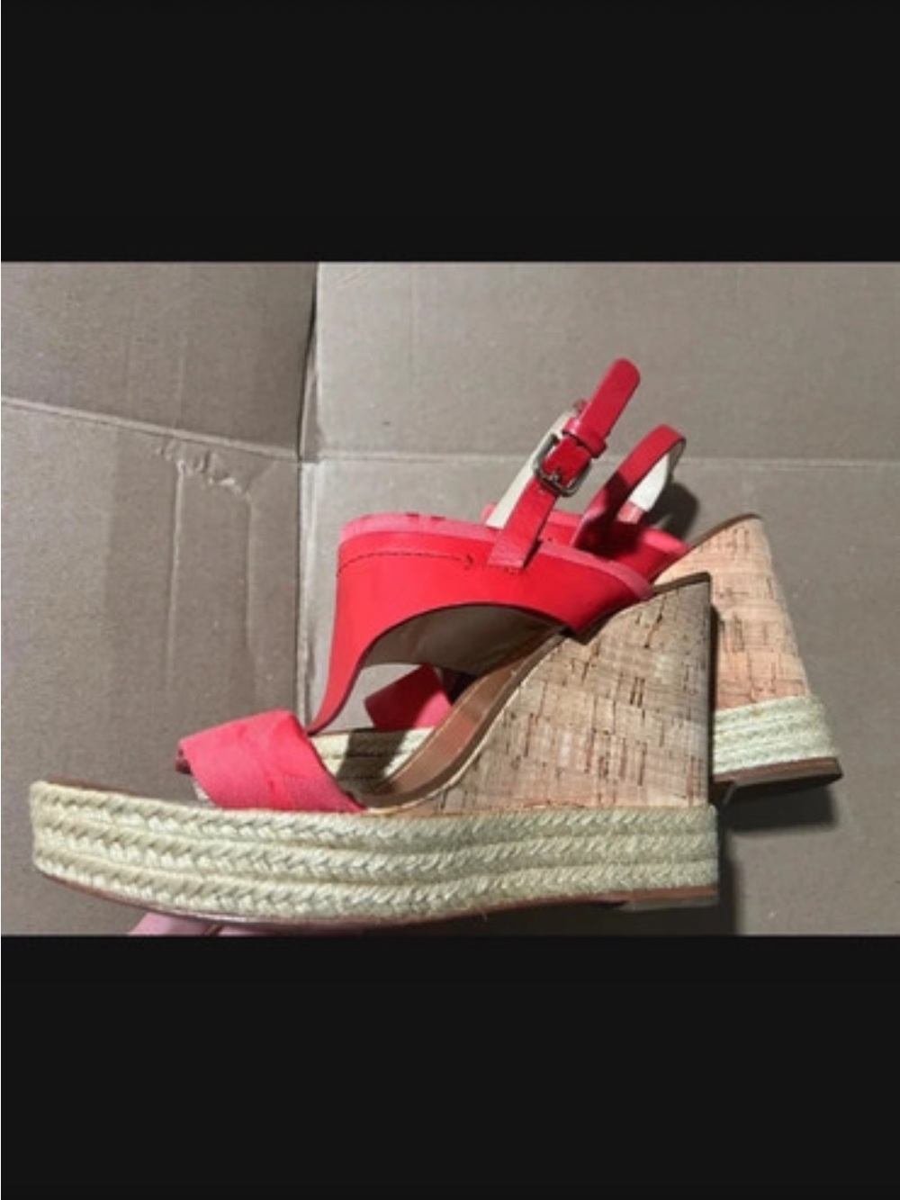 Coach Mendez Wedge Cork Platform Wedge Sandal
Size 7.5